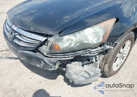 2011 Honda Accord 2.4 Se z USA, uszkodzony, nr VIN 1HGCP2F61BA010244